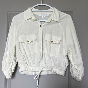 Cropped long sleeve linen shirt